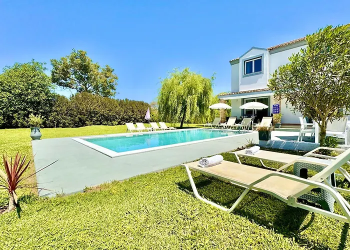 Rubina Sidari With Private Pool By Dadovillas Velonádes