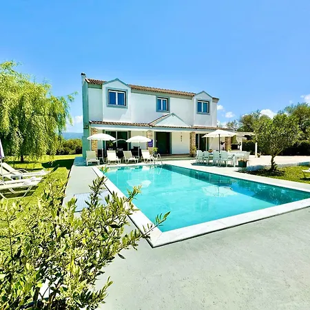 Rubina Sidari With Private Pool By Dadovillas